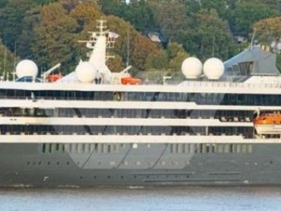 cruise ship for sail